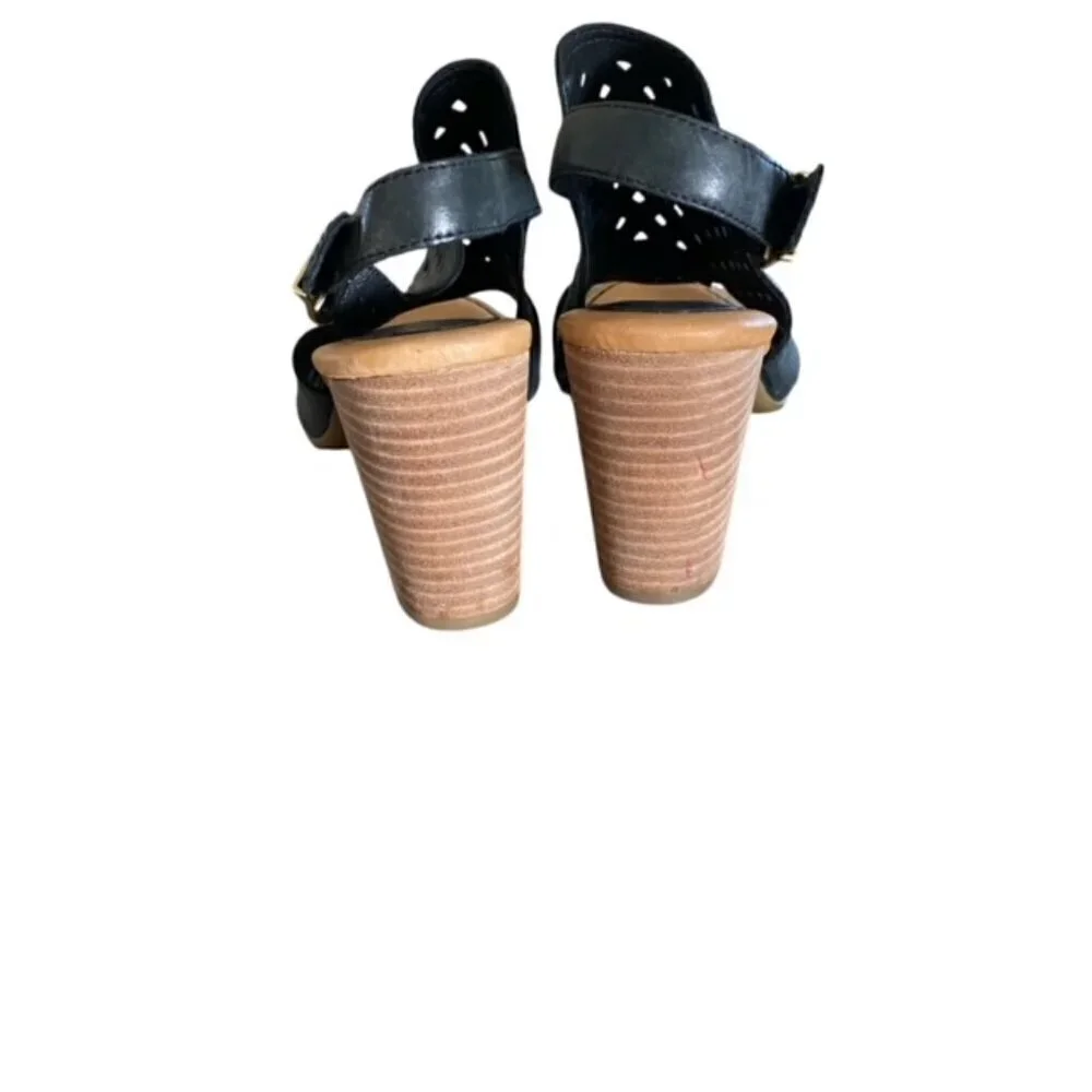 Born Havana Grey Leather Perforated Sandal 11